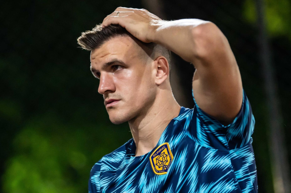 熊猫体育官方网站-里程碑夜多伦多猛龙迎来里程碑，中超关键时刻刷纪录，引发热议，阵容厚度经受考验